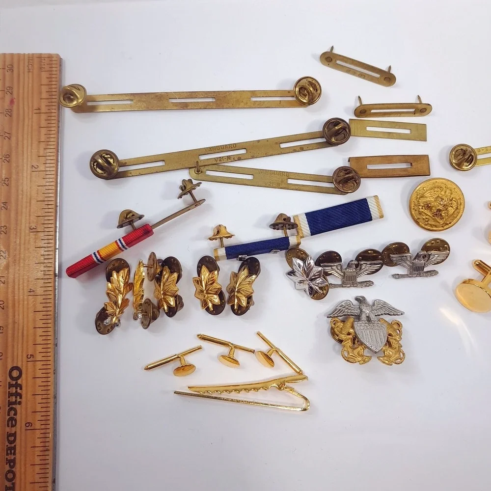 US navy pin set eagle Naval Lieutenant Commander officer rank oak leaf Dental‎